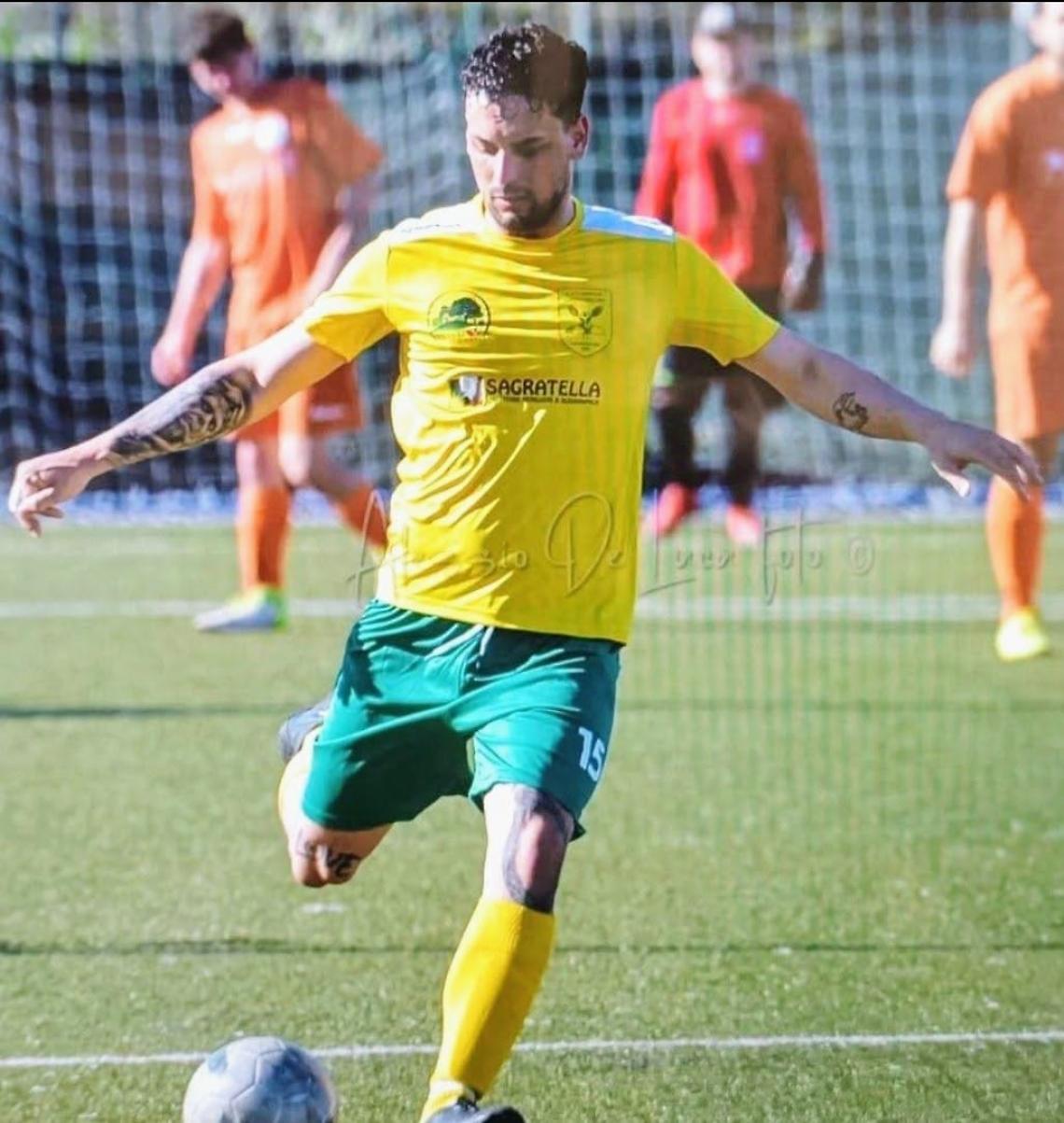 Qco, una vittoria nel segno di Checco: ed &egrave; primo posto