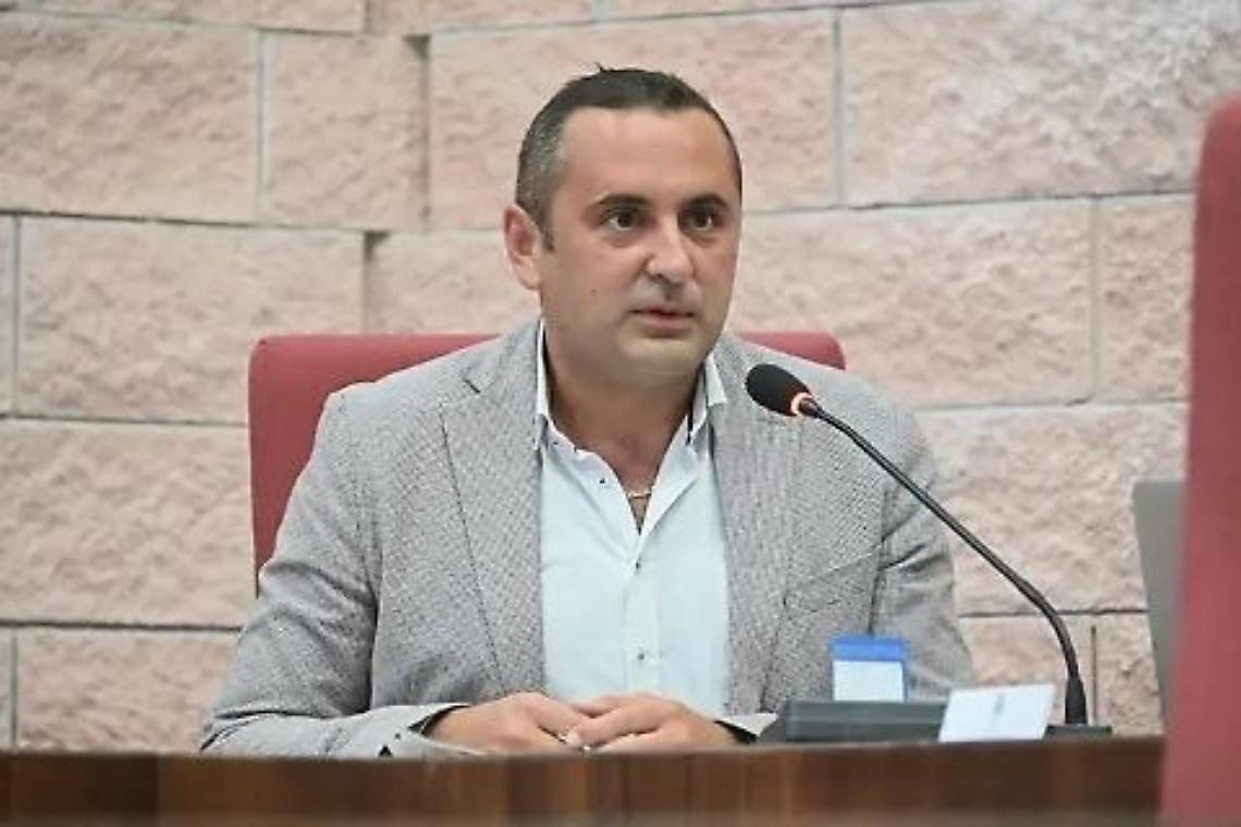 Grossi: "Spazi ridotti per la minoranza, serve rivedere il regolamento"