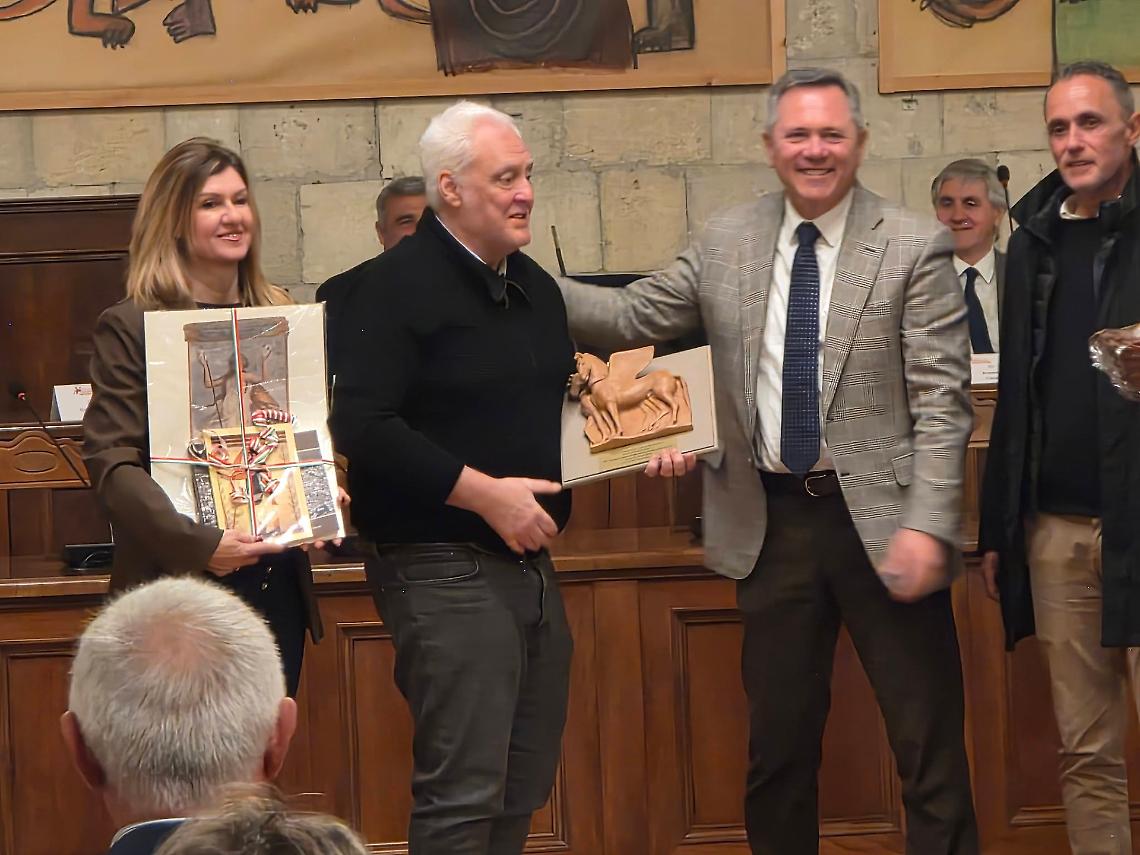 Repice racconta il grande sport al teatro Falk di Tarquinia 