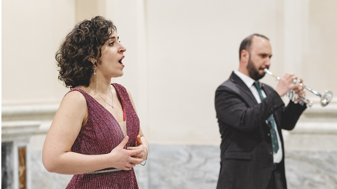 Duomo di Tarquinia gremito: l'Ensemble Eretum e Daniela Barbara trionfano con "Eternal Source"