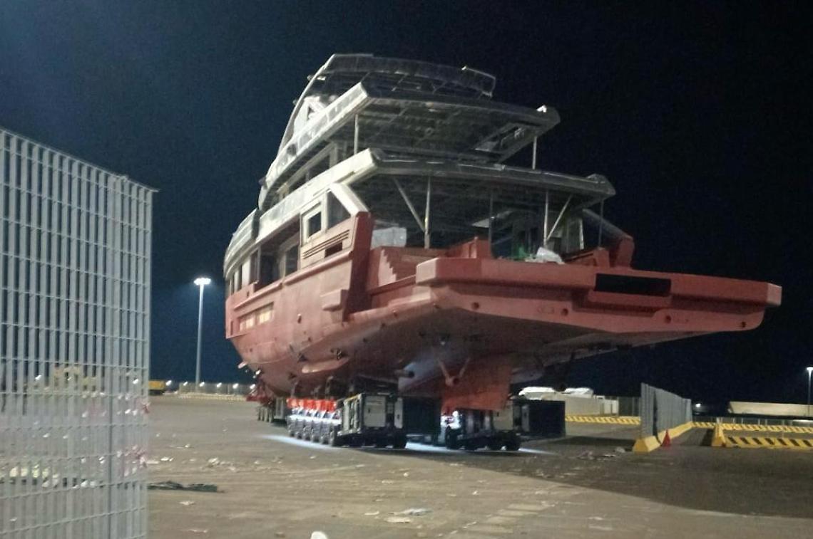 Tankoa, dalla Mattonara partono altri due yacht verso Genova