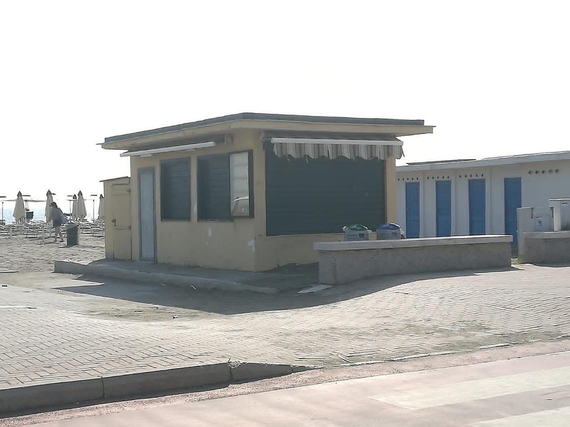 Bando comunale per il chiosco dei giornali sul lungomare di Tarquinia Lido