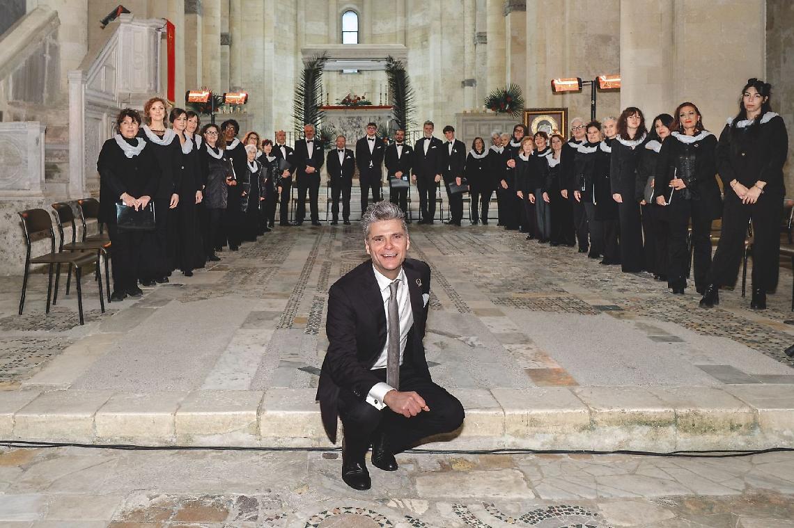 &ldquo;Iubilemus Deo&rdquo;, gran finale a Tarquinia: musica sacra e meditazione conquistano il pubblico