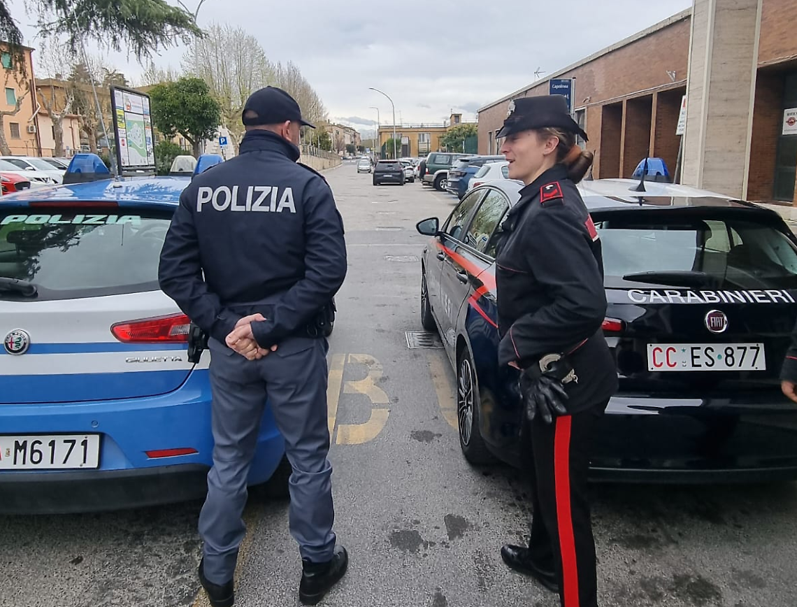 Aggressioni, bottigliate e droga: chiuso un bar