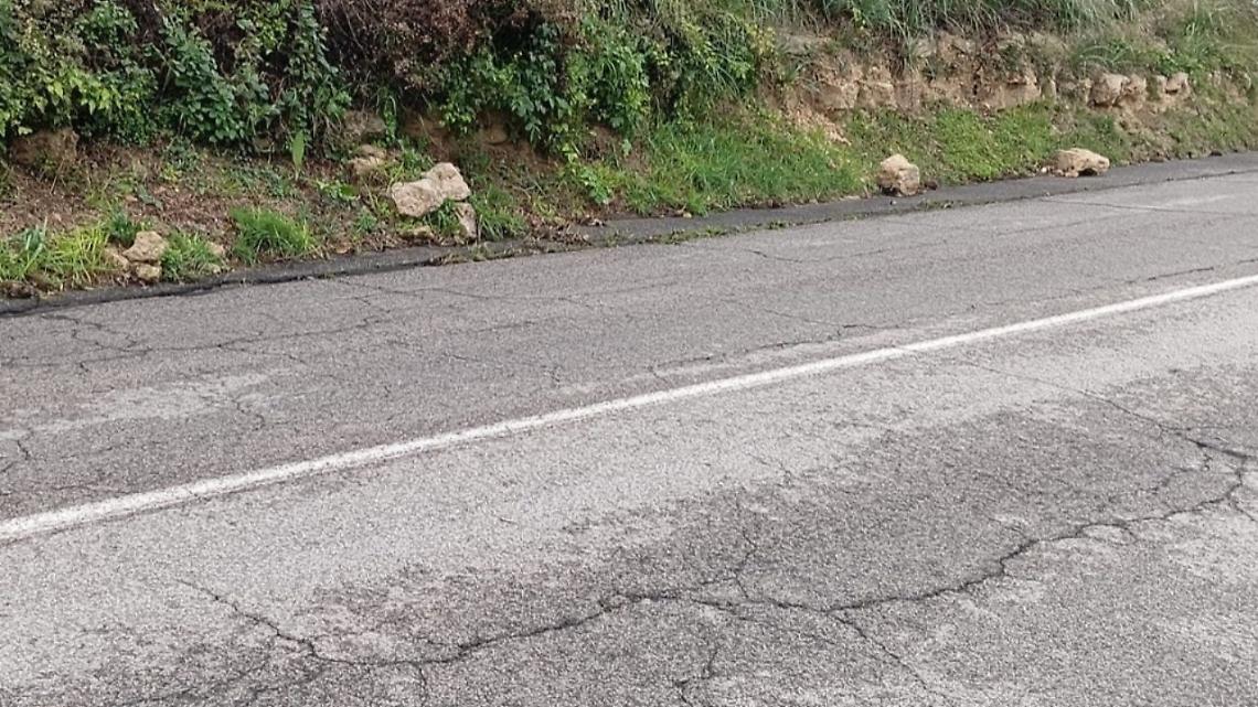 Sos via della Gabelletta: 81 firme per fermare il degrado e l'alta velocit&agrave;