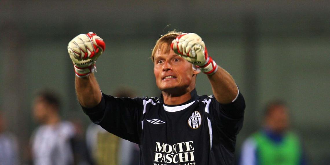 &Egrave; morto Alexander Manninger: l'ex portiere della Juventus aveva 48 anni