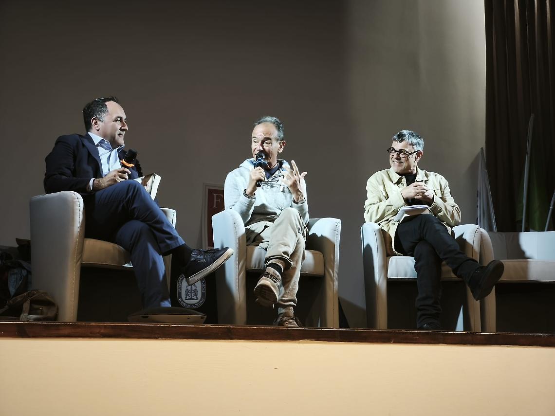 La gang delle 3 B: Massimo Lugli racconta la Roma degli anni 70 tra sangue, cronaca e memoria