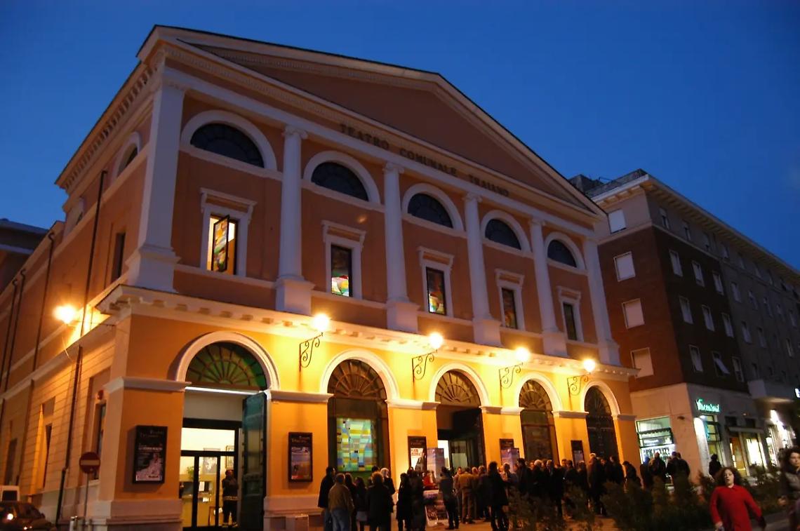 Al teatro Traiano speciali abbonamenti per le feste