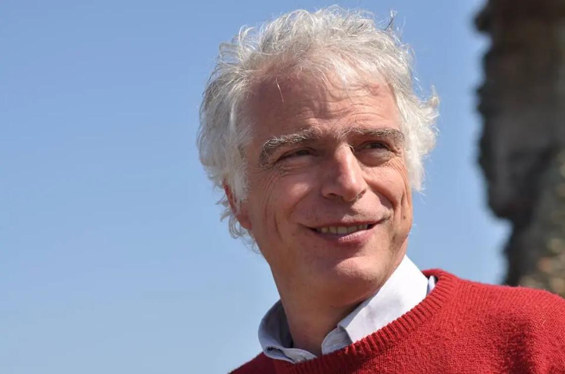 &Egrave; bufera sulla mensa della Melone