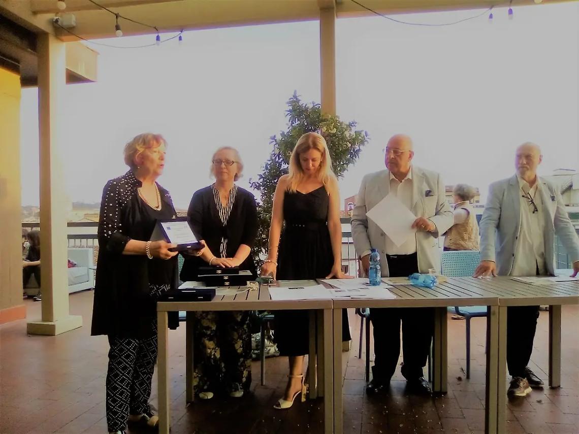 Ancora successi per l&rsquo;eclettica artista Eugenia Serafini