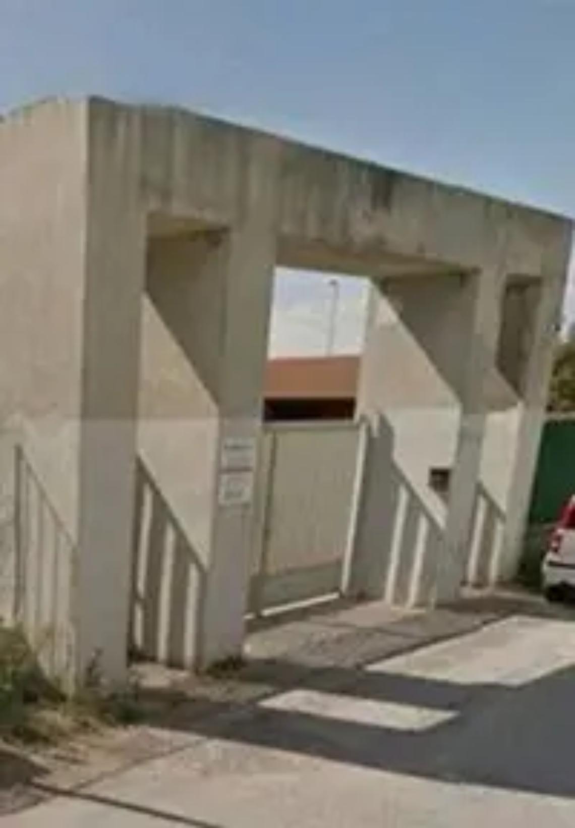 Isola ecologica sotto sequestro