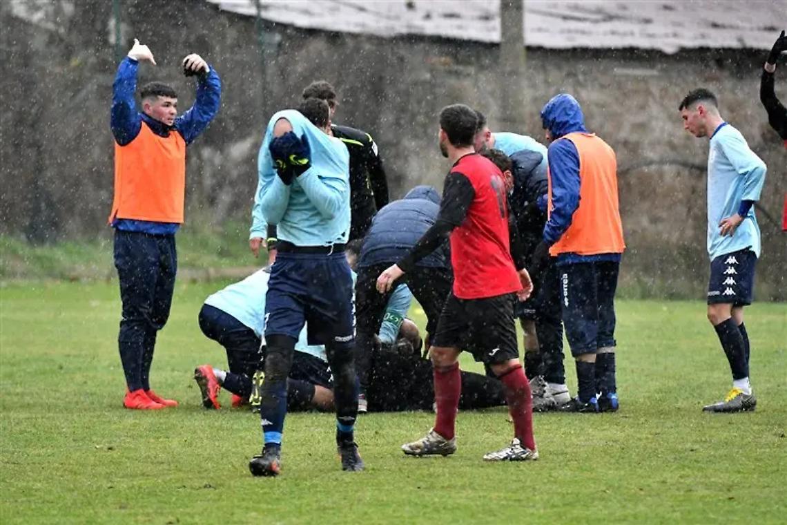Paura per Tiziano Galimberti: salvato dal tecnico avversario e dai giocatori