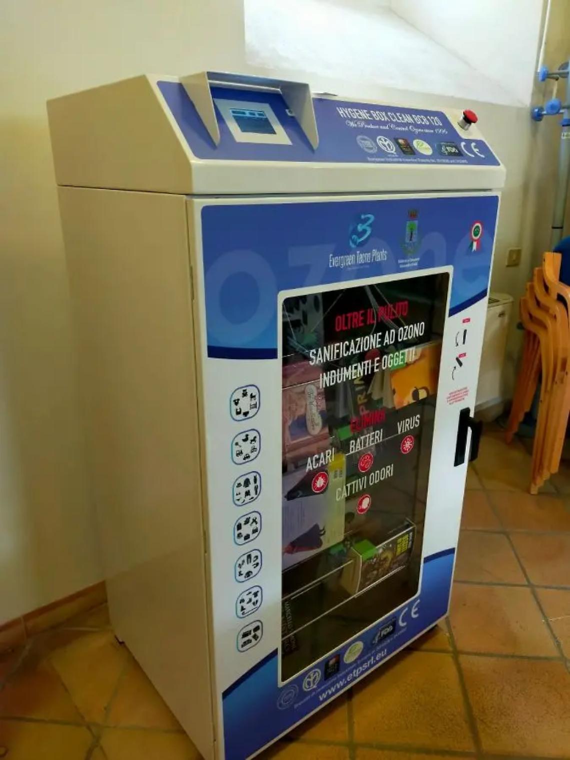 Libri sanificati alla biblioteca comunale: sicurezza in pi&ugrave; per gli utenti