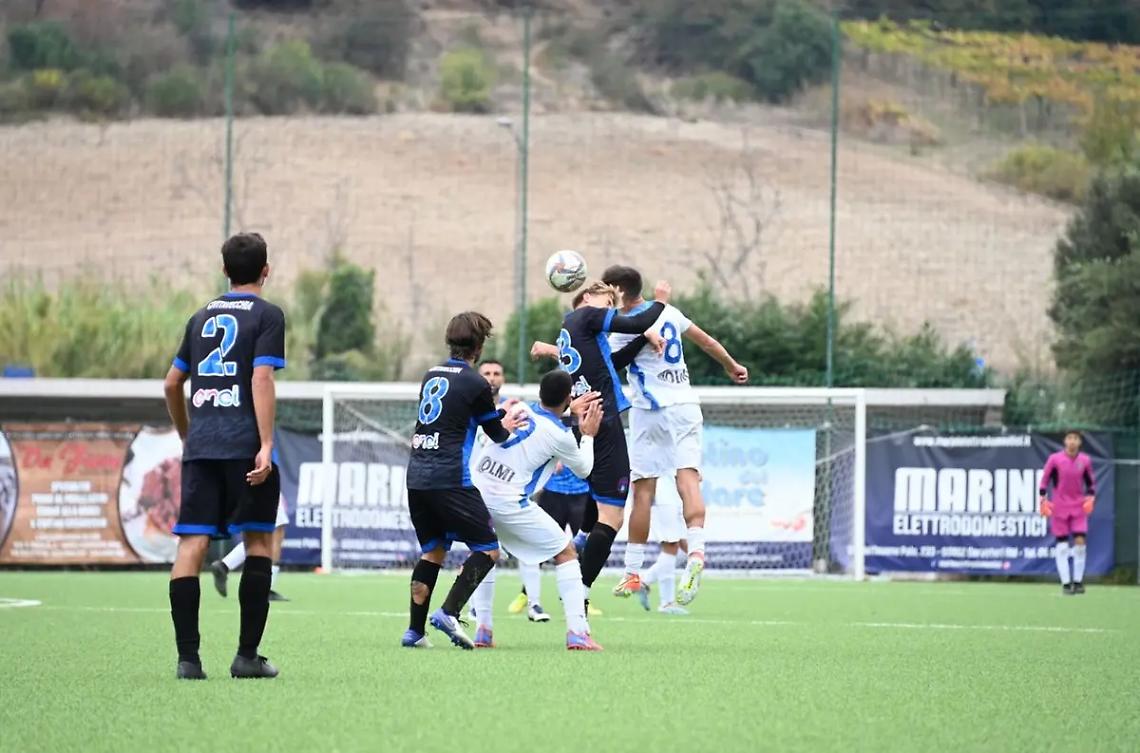 La Vecchia fa bottino pieno e resta attaccata al treno di testa