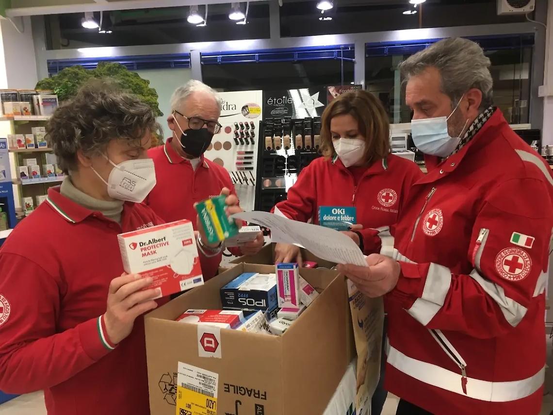 Giornata di raccolta del farmaco, successo anche in citt&agrave;