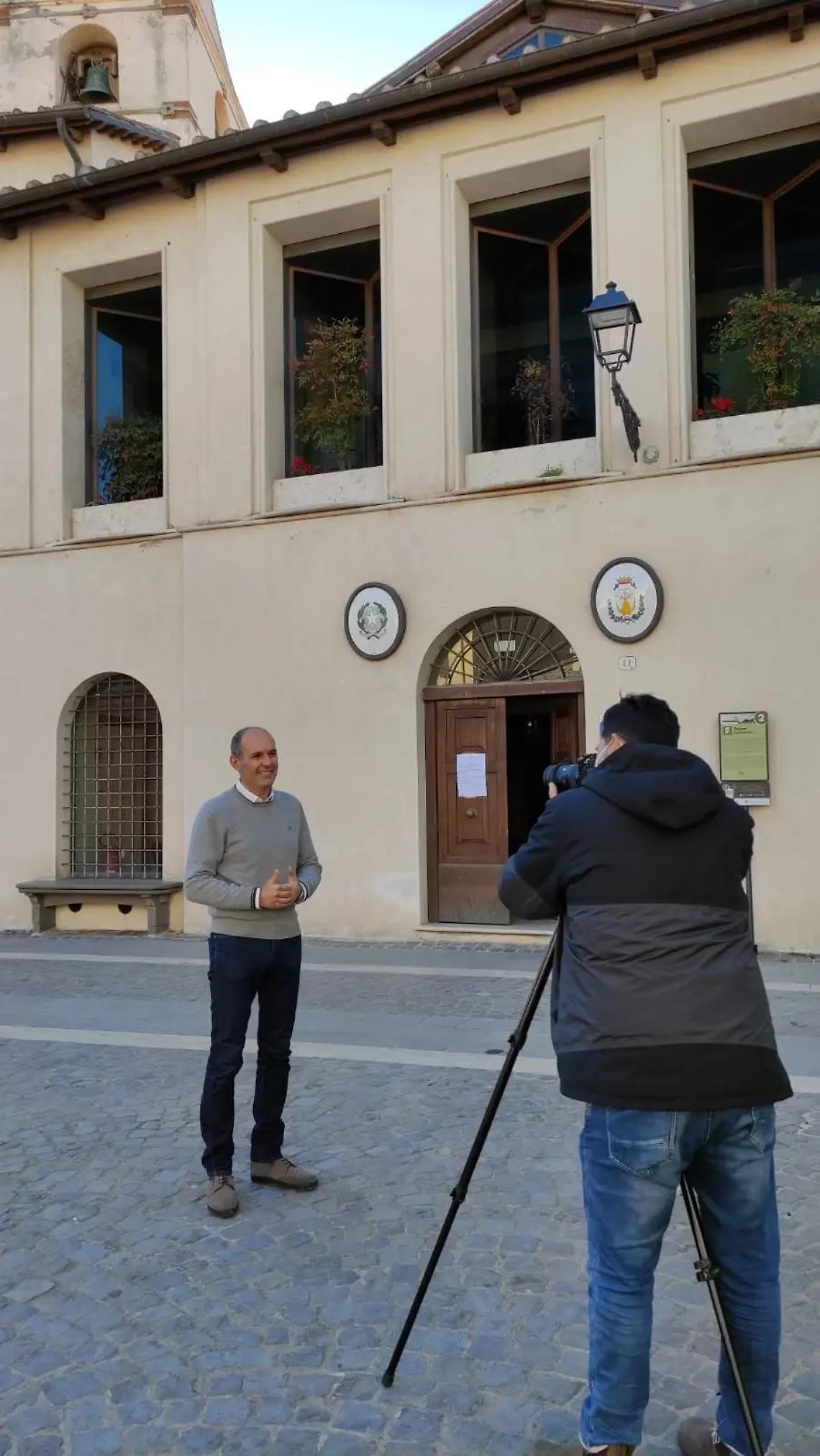 Insieme: Lavori e mutui bloccati a Montalto di Castro e Pescia Romana, l'incoerenza dell'assessore Corniglia