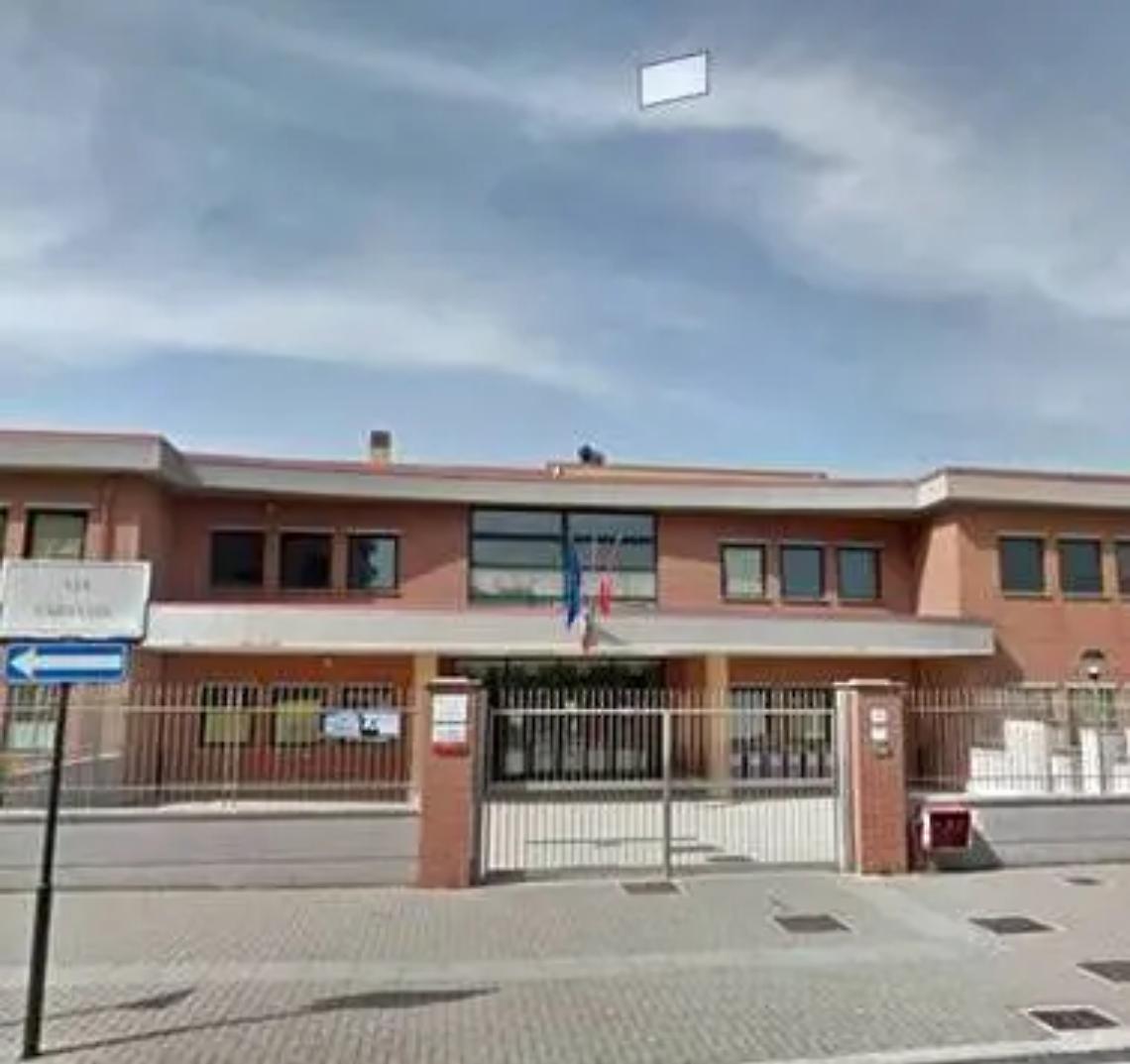 Parco Leonardo, l&rsquo;arte del riciclo in mostra alla scuola media di via Copenaghen: giorni e orari in cui visitarla