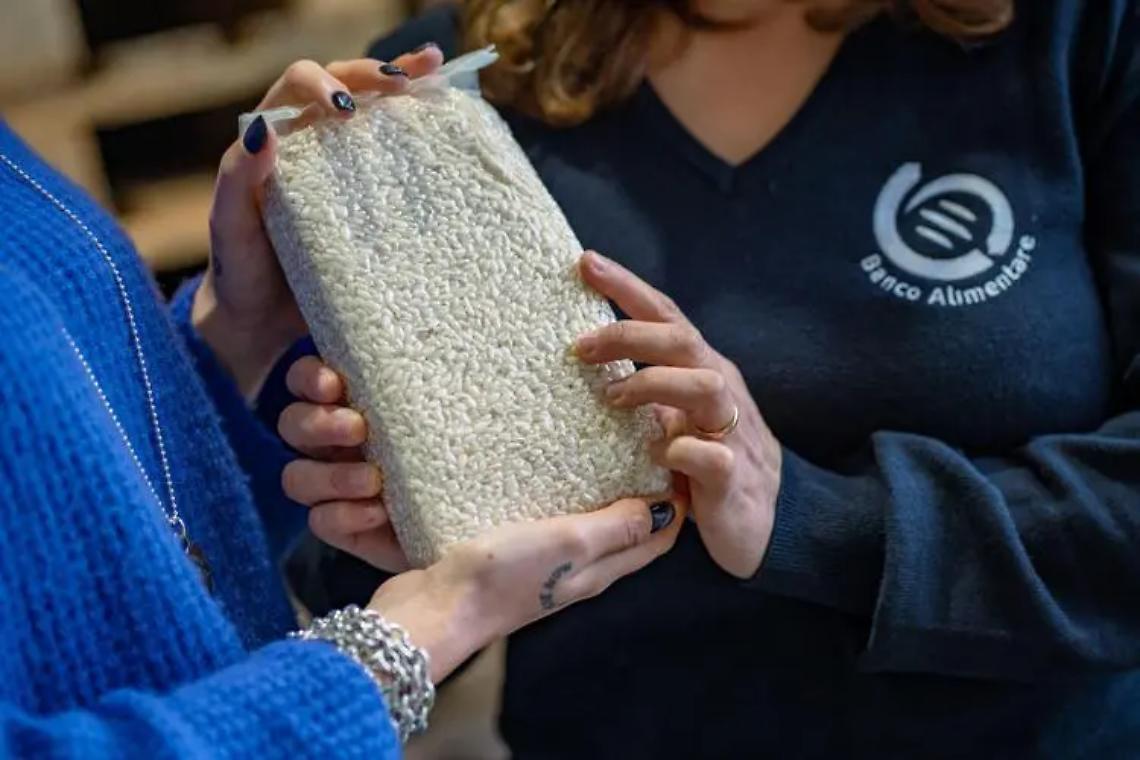 Dal caff&egrave; al riso: 785 quintali donati al Banco Alimentare
