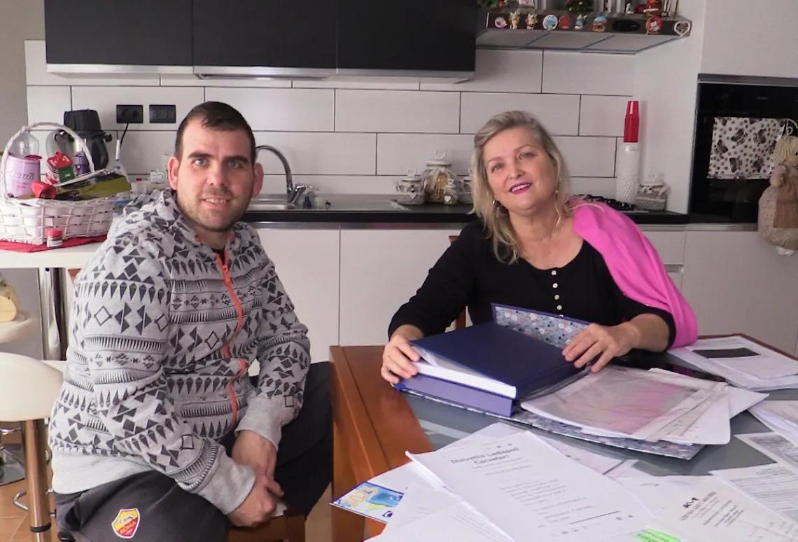 Caregiver, fondi negati alle famiglie