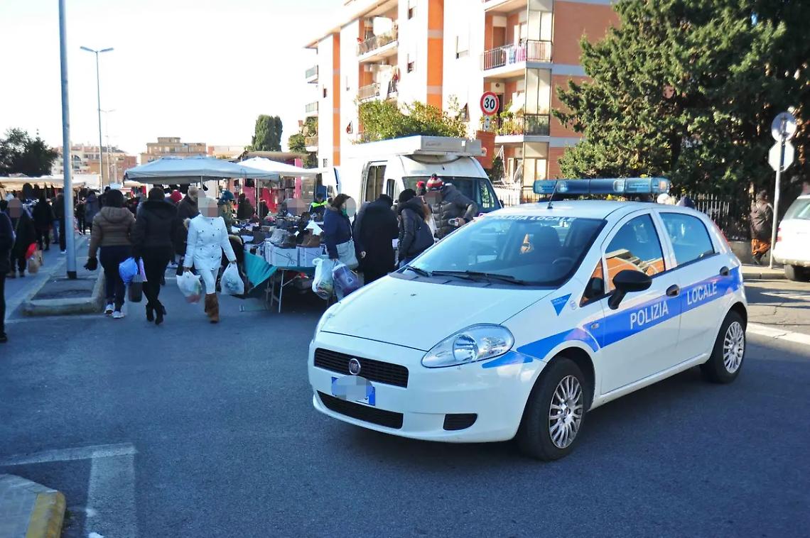 Mercato di viale Nenni, Unione popolare a Vitali: ''Ci ripensi''