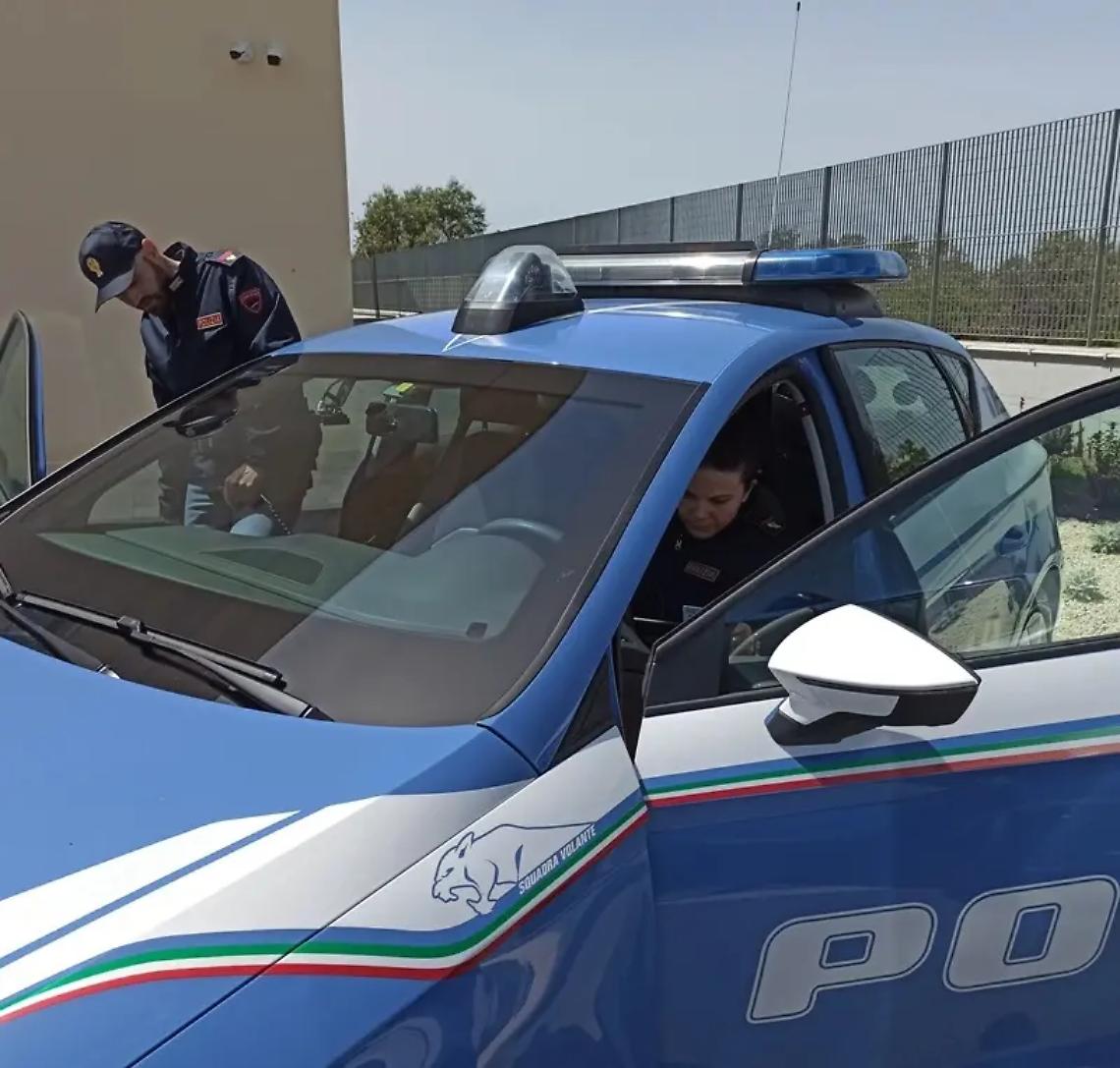 Schiamazzi notturni e disordini: la Polizia chiude un bar a Ladispoli