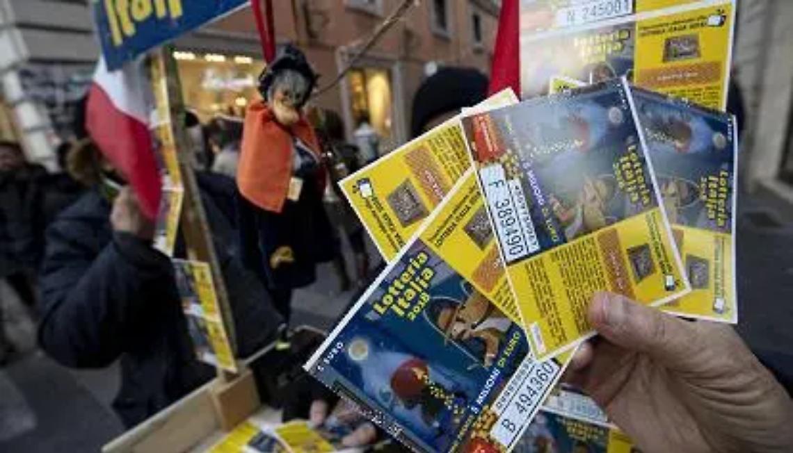 Venduto all&rsquo;autogrill Tolfa un biglietto della lotteria vincente da 20mila euro