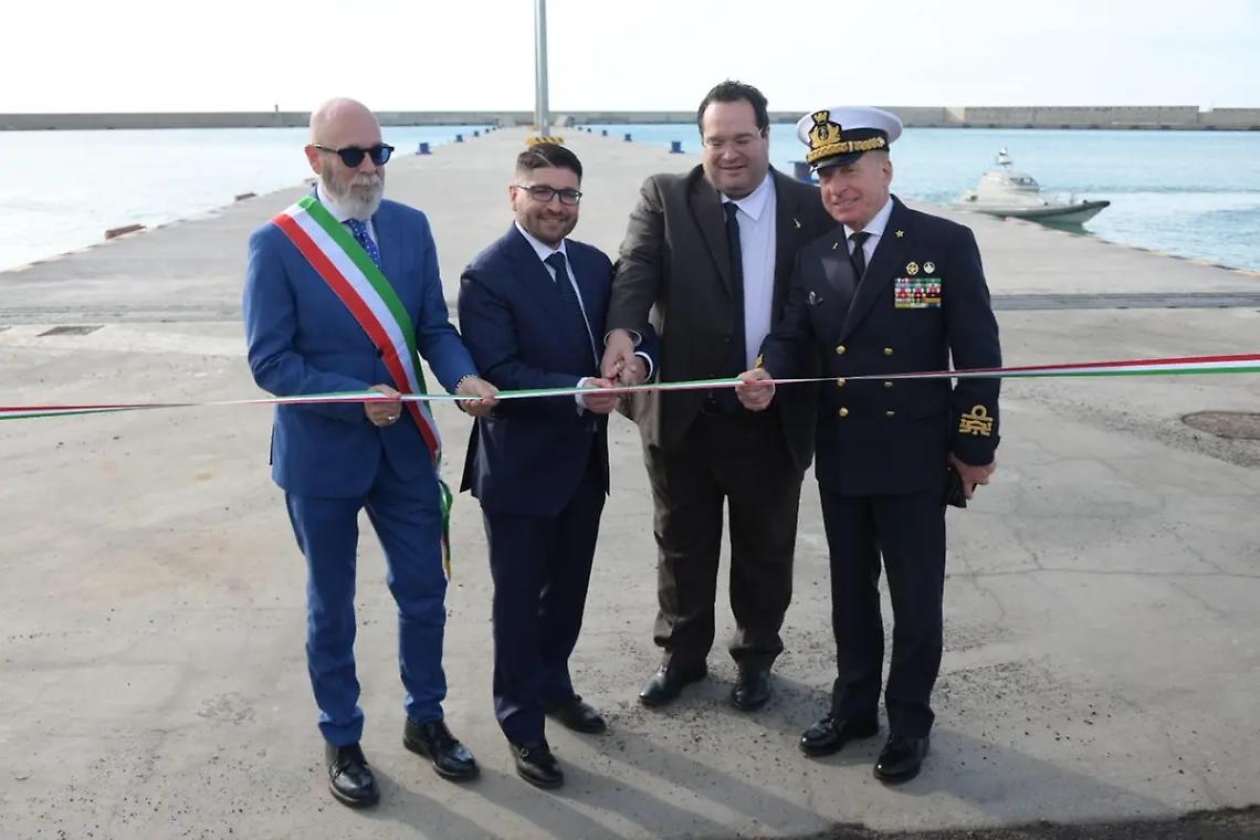 Taglio del nastro per le banchine 29 e 30: il porto di Civitavecchia guarda al futuro
