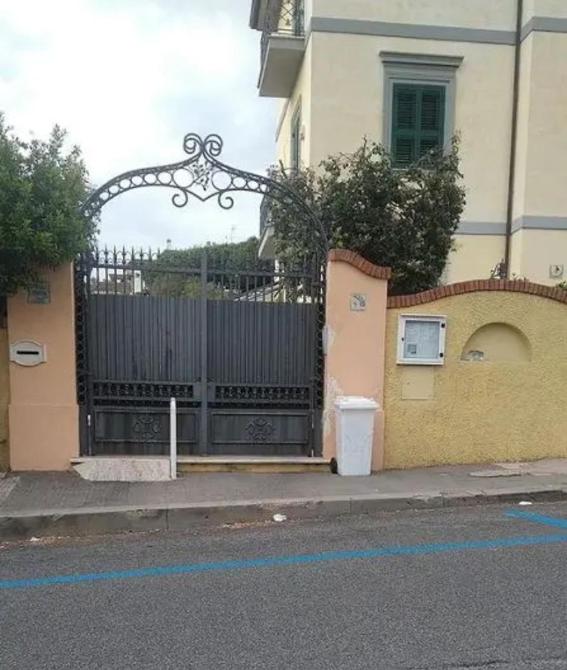 &laquo;Santa Marinella &egrave; quasi completamente blu&raquo;