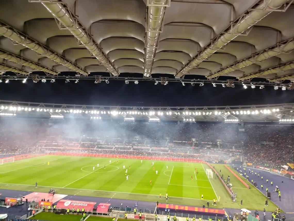 Dybala gol: la Roma batte 1-0 il Genoa e vola ai quarti di finale