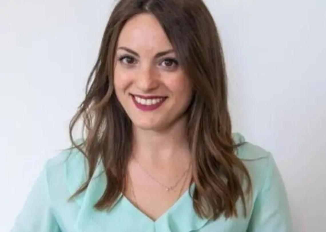 Uccisa in strada a colpi di pistola dall&rsquo;ex