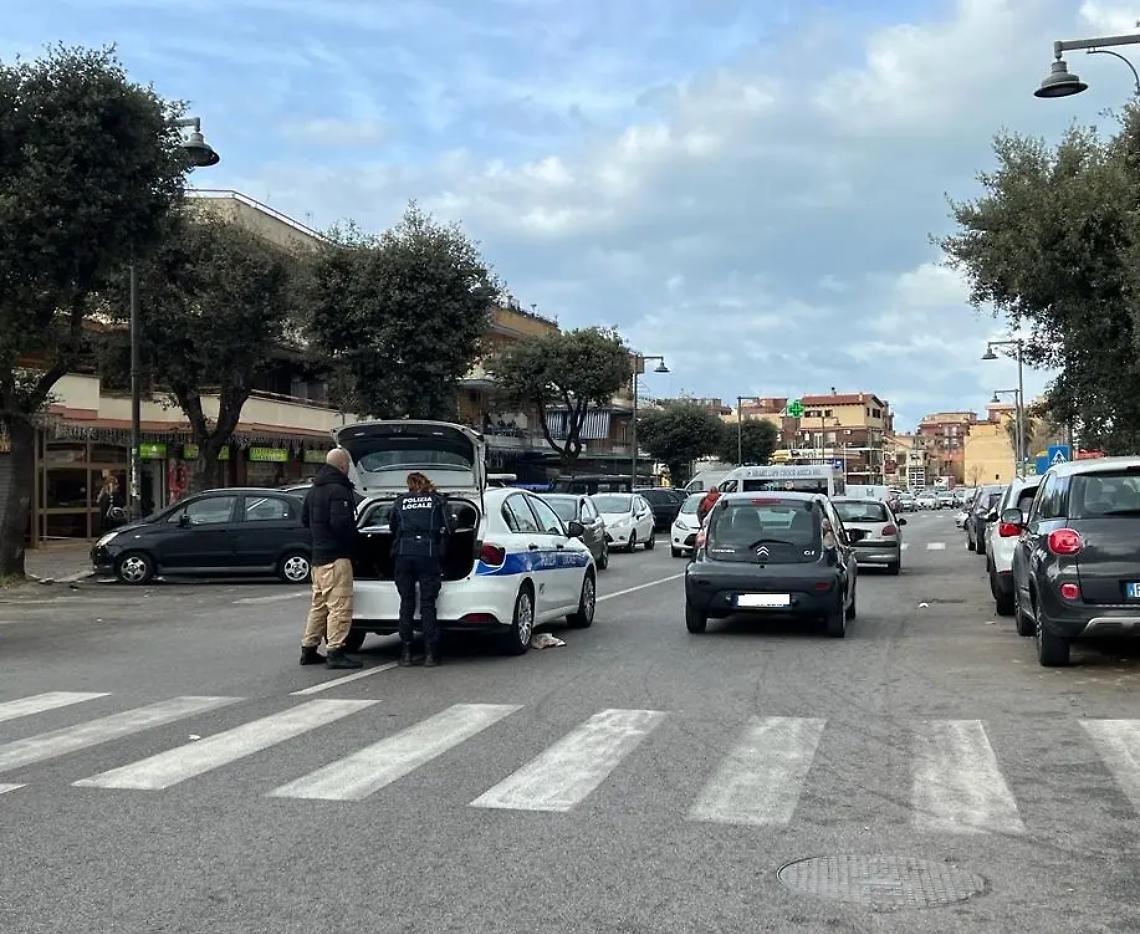 Ladispoli, ennesimo pedone investito: i cittadini chiedono sicurezza