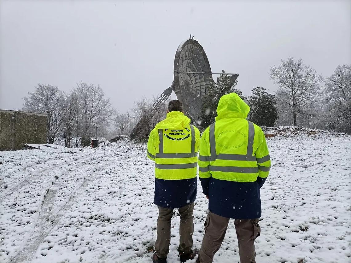 Neve copiosa in collina: Tolfa e Allumiere imbiancate