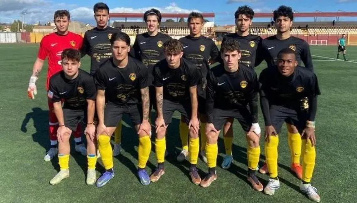 Leoncini decimi insieme al Perugia