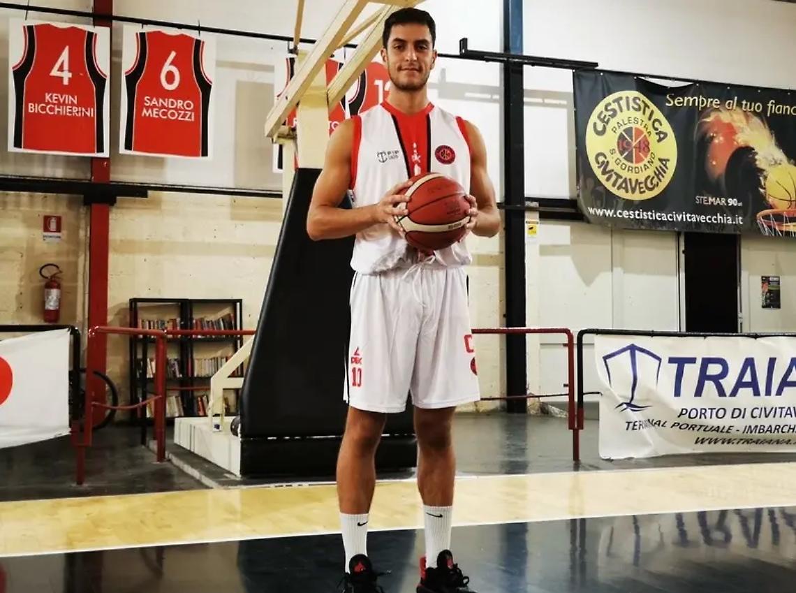 Porte girevoli alla Ste.Mar 90 Cestistica: lascia Tommaso Mezzacapo