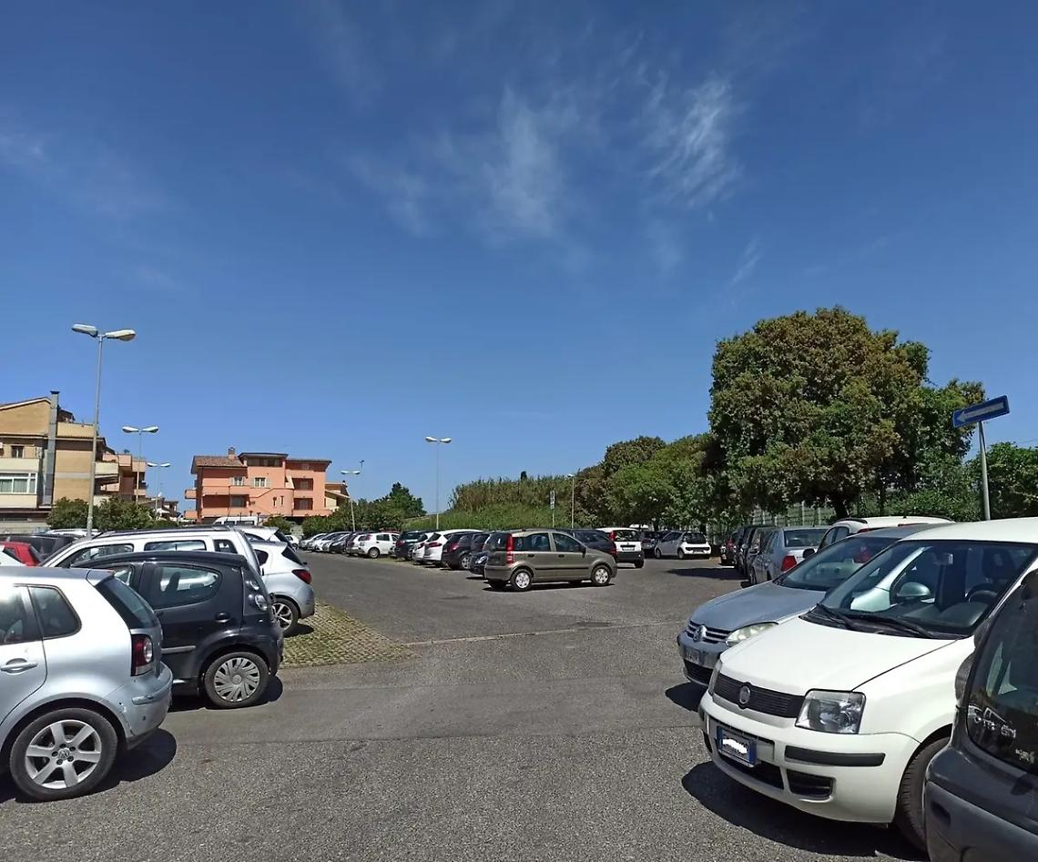 &laquo;Alla stazione la guerra dei parcheggi&raquo;