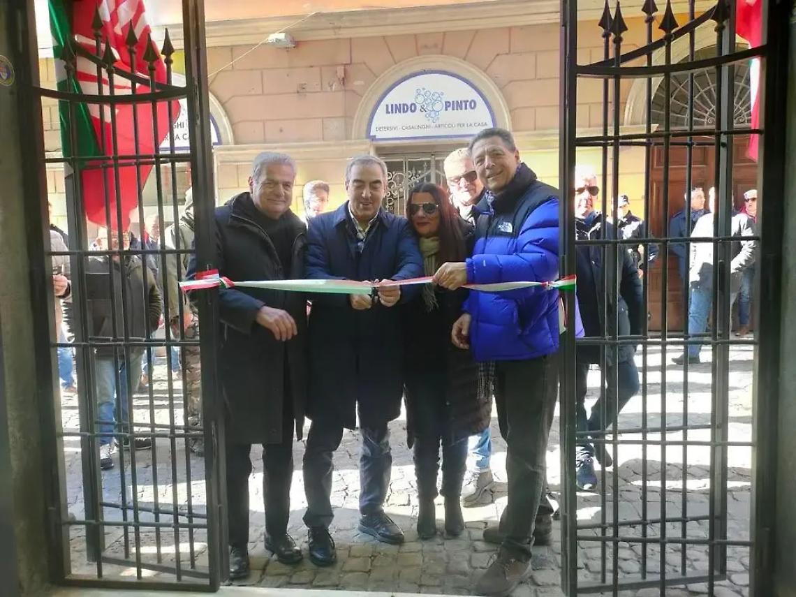 Il vicepresidente del Senato Maurizio Gasparri a Tarquinia: valorizzare maggiormente le realt&agrave; territoriali