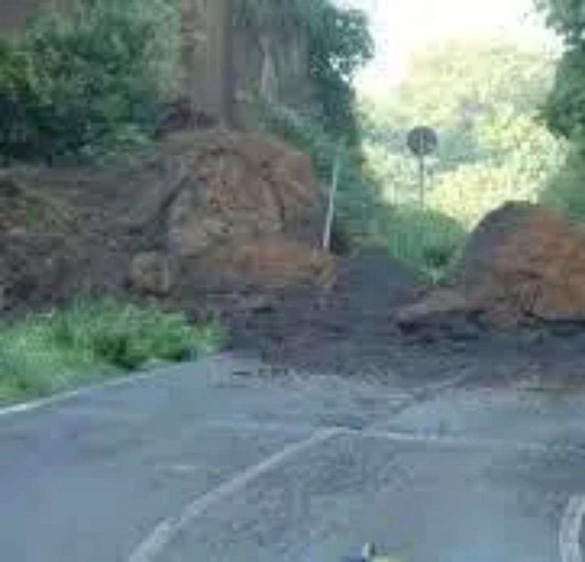 Strada Acquabianca, polemiche al vetriolo