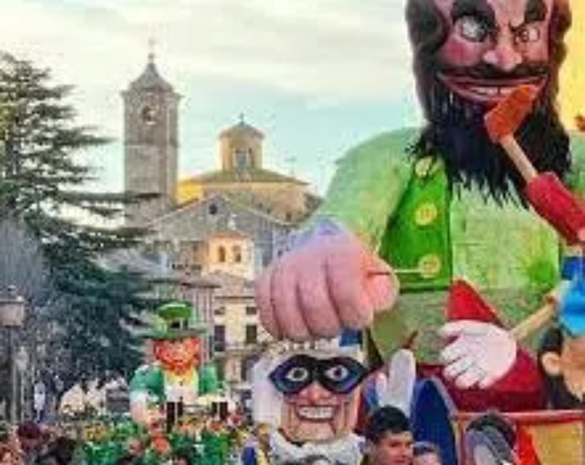 Anche a Vetralla riflettori sui carri