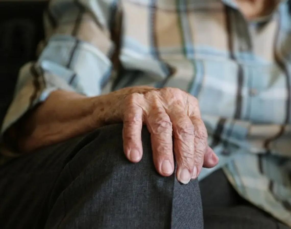 Si avvicina alla madre nonostante il divieto del giudice: arrestata