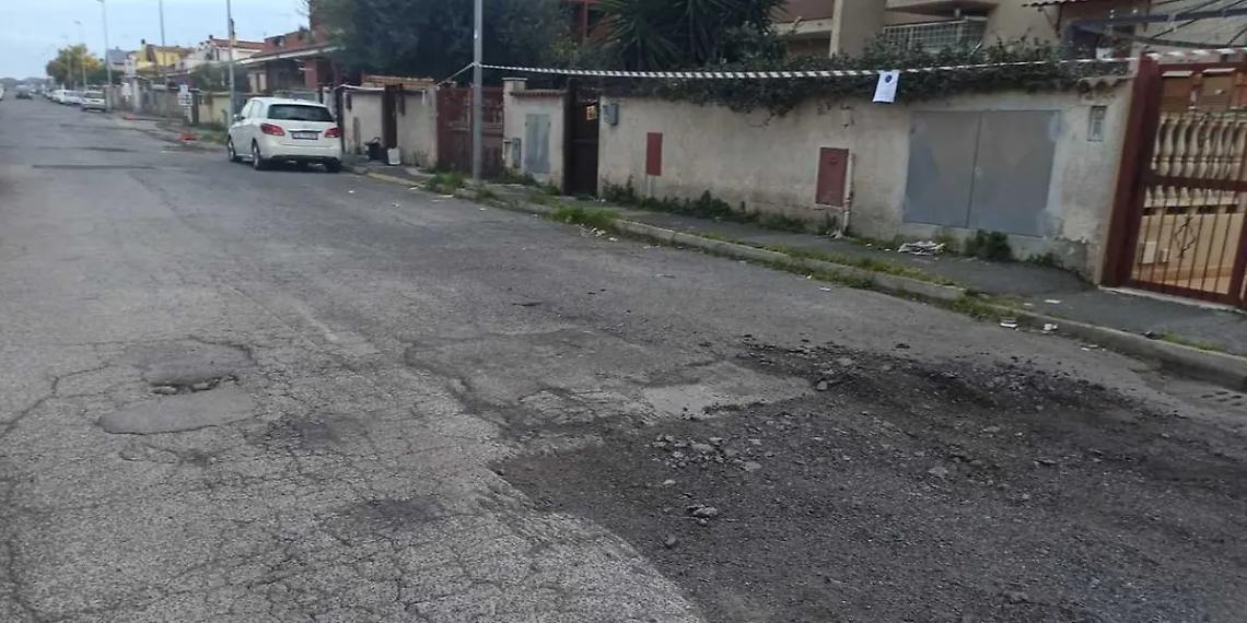Ladispoli, buche al rione Campo Sportivo: scatta il piano del Comune