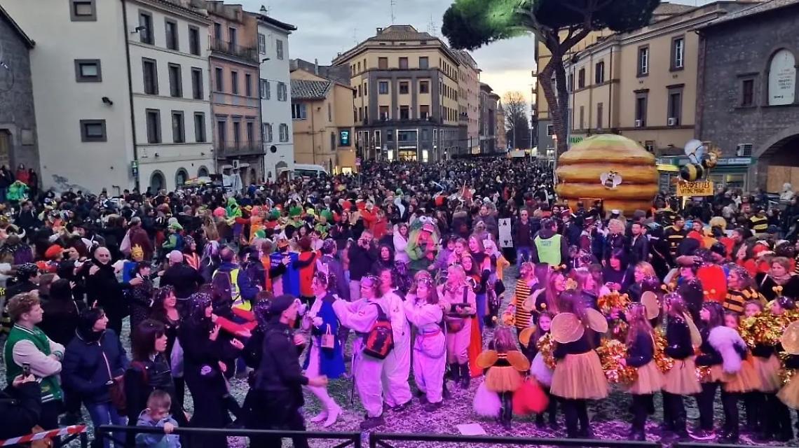 Carnevale viterbese: esplosione di allegria