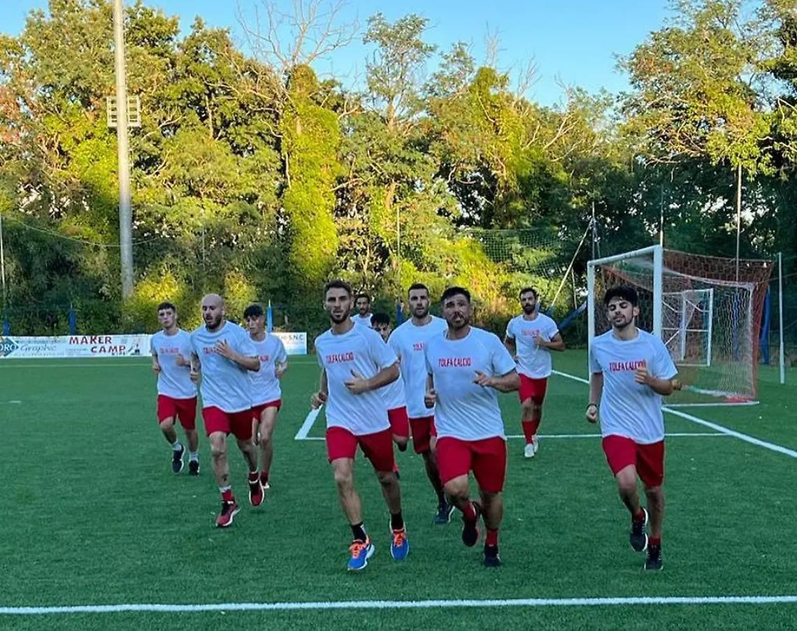 Tolfa fermato dal fanalino di coda del girone A