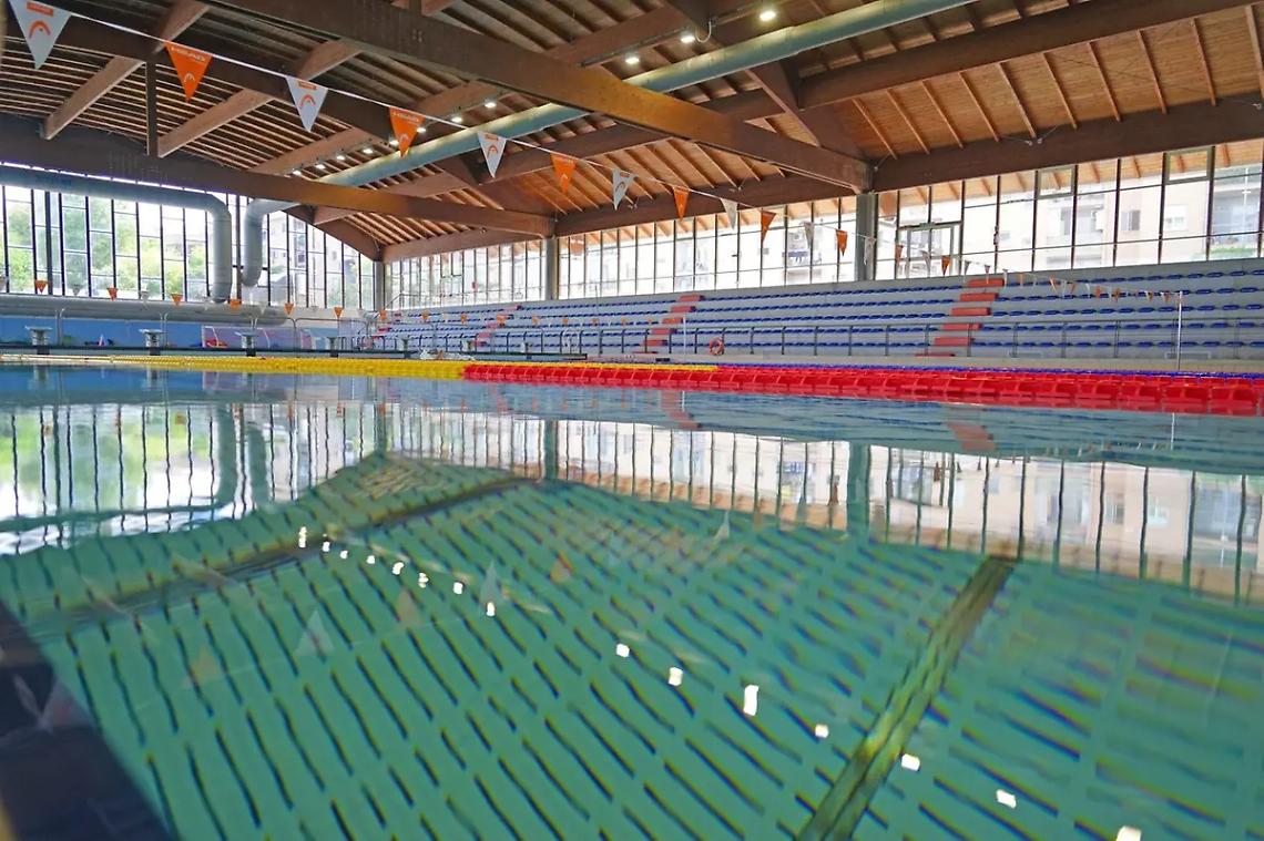 Sfott&ograve; in vasca: dallo scherzo alle botte