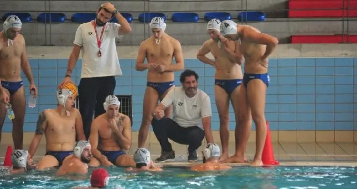 Nc nella vasca della Vela Ancona