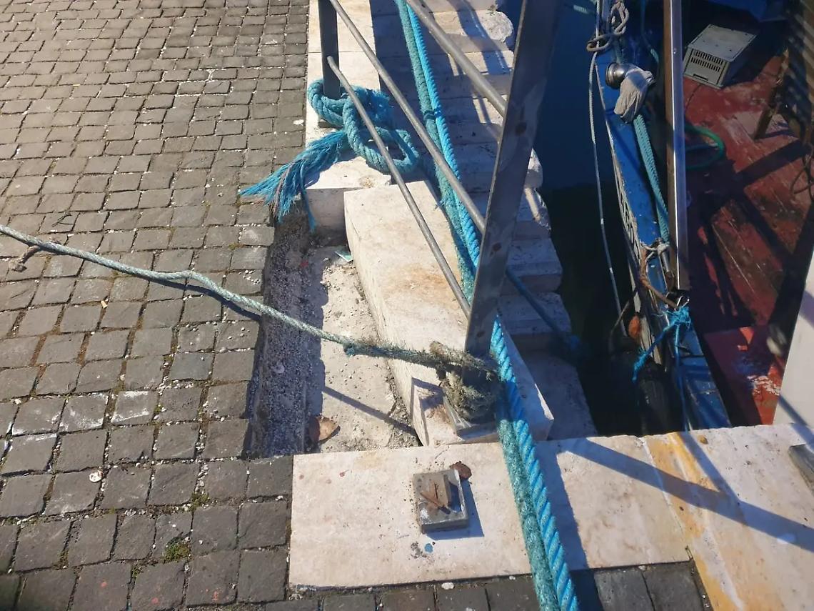 Porto canale: banchina a rischio crollo da mesi ma nessuno interviene