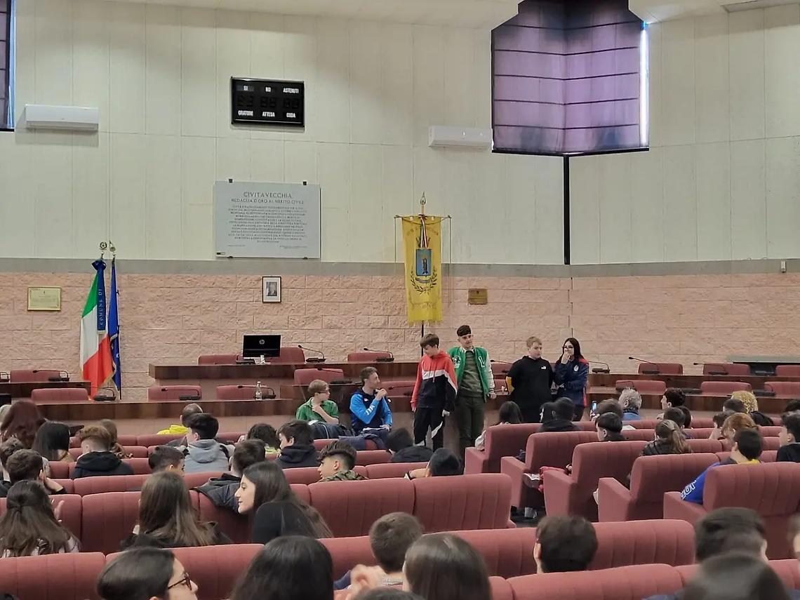 Marco Cima conquista i ragazzi della Manzi