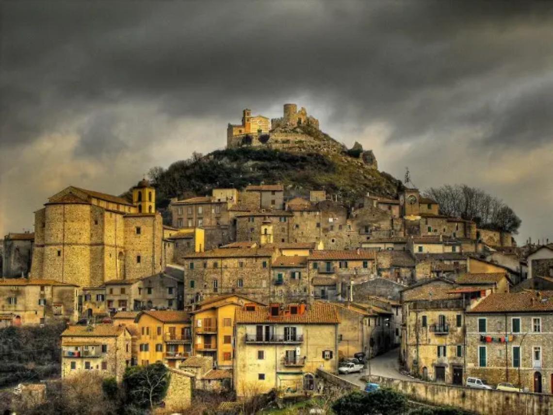 Pd: &laquo;Ferma condanna della violenza neofascista avvenuta negli ultimi giorni&raquo;