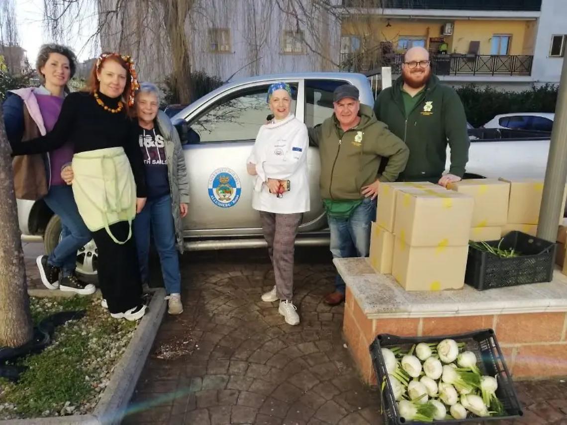 L&rsquo;Universit&agrave; Agraria di Allumiere dona la pasta alla Caritas di Bracciano