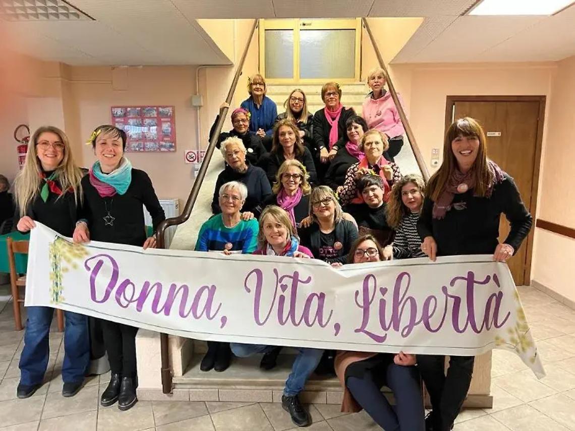 La comunit&agrave; di Allumiere &egrave; scesa in piazza per la Giornata internazionale della donna