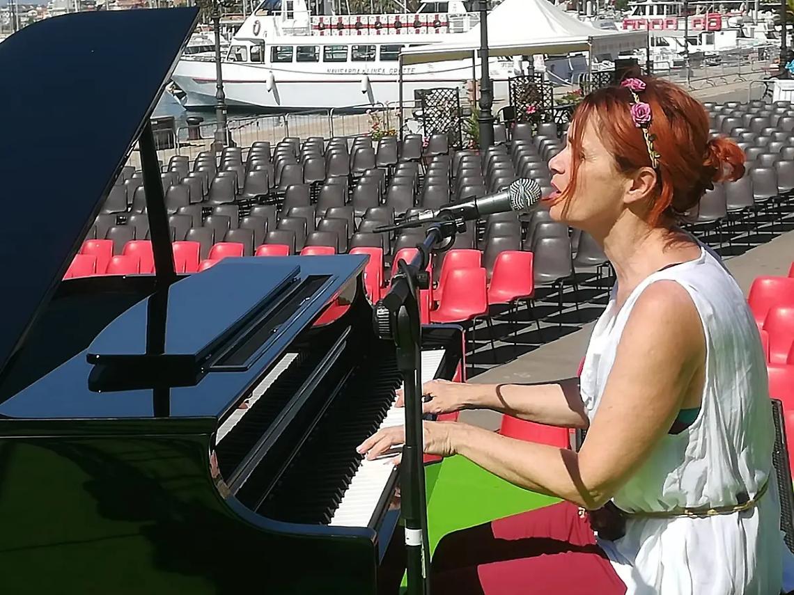 Colpo a casa di Belen Thomas